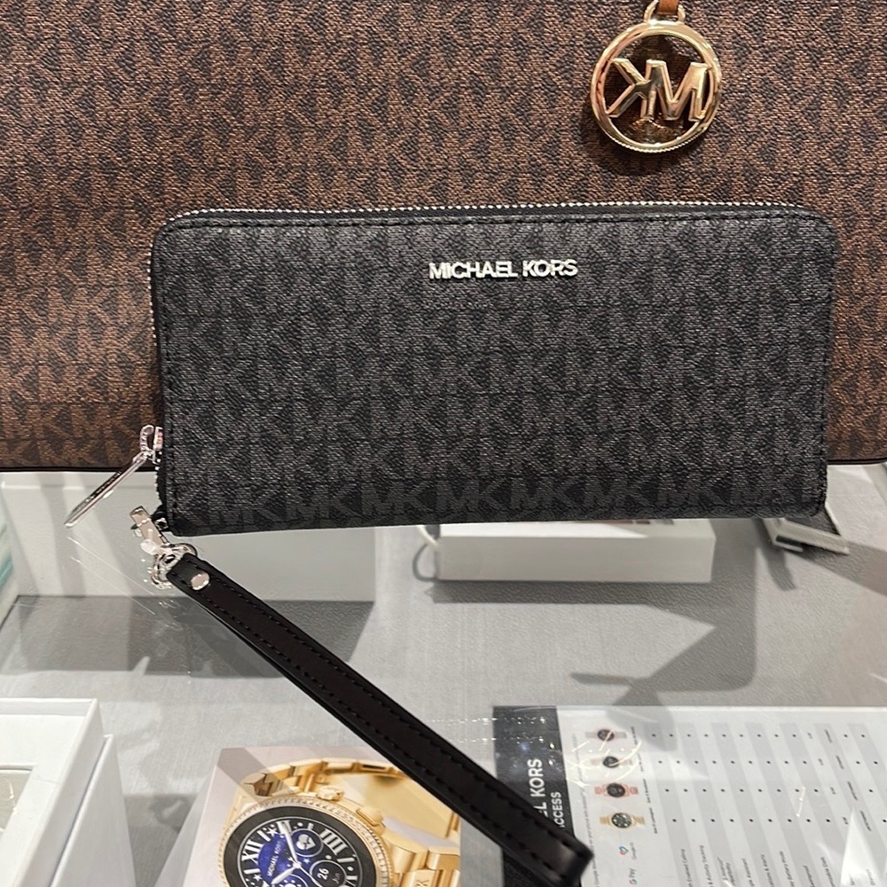 Michael Kors Jet Set Travel Large Travel CONTINENTAL wallet-wristlet-phoneholder - Picture 15 of 16